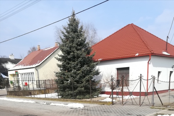 PARKOL�SI LEHET�SÈG AZ UTCAFRONTON